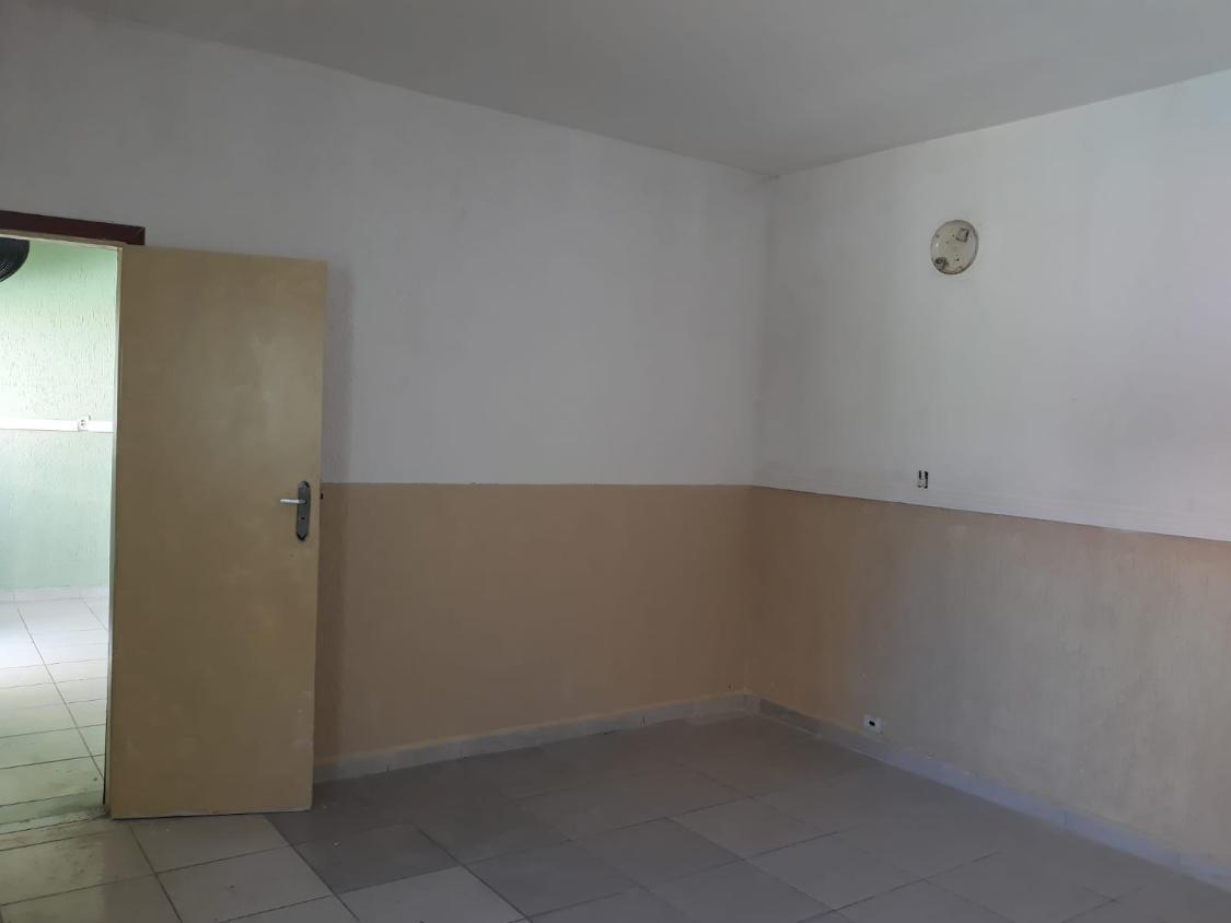 Casa para alugar com 2 quartos, 150m² - Foto 18