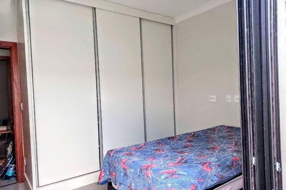 Casa de Condomínio à venda com 4 quartos, 180m² - Foto 24