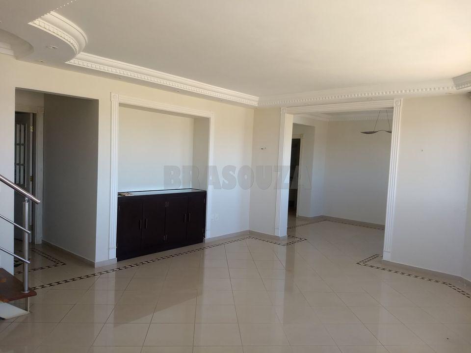 APARTAMENTO, 3 qtos (2 st).