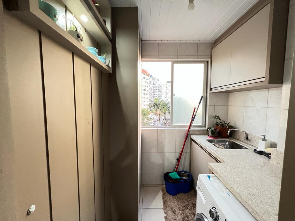 Apartamento à venda com 3 quartos, 95m² - Foto 14