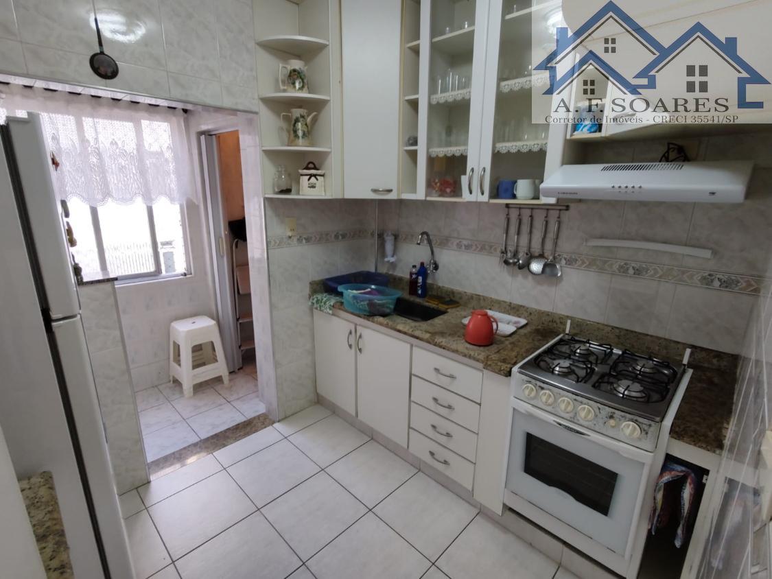 Apartamento à venda com 2 quartos, 80m² - Foto 3