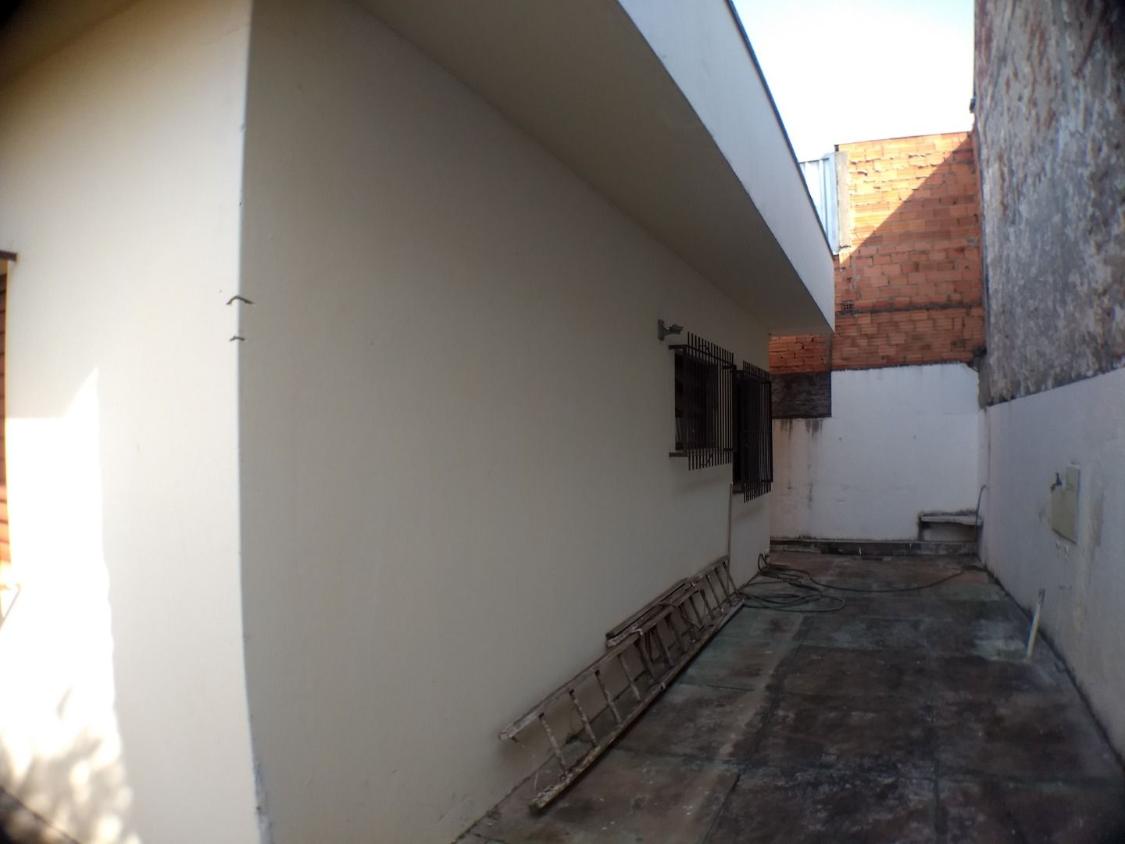 Casa à venda com 3 quartos, 269m² - Foto 4