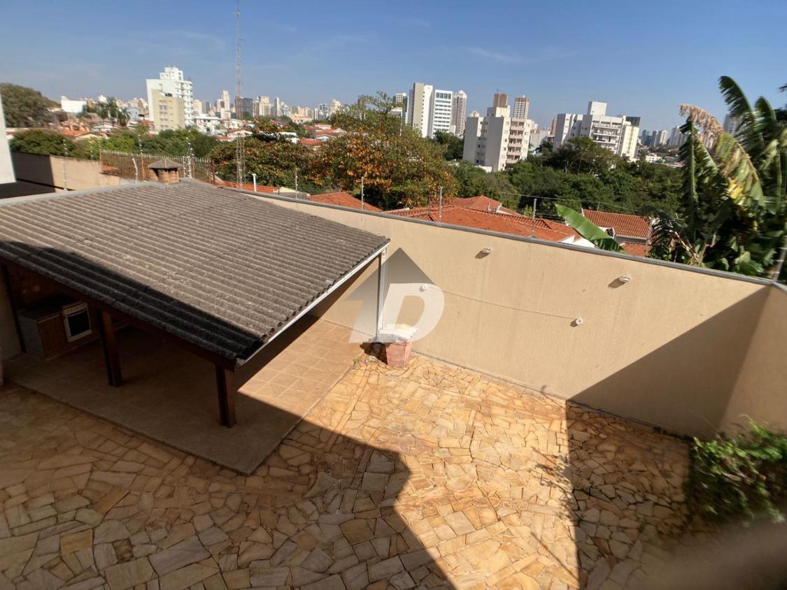 Casa à venda com 5 quartos, 217m² - Foto 11