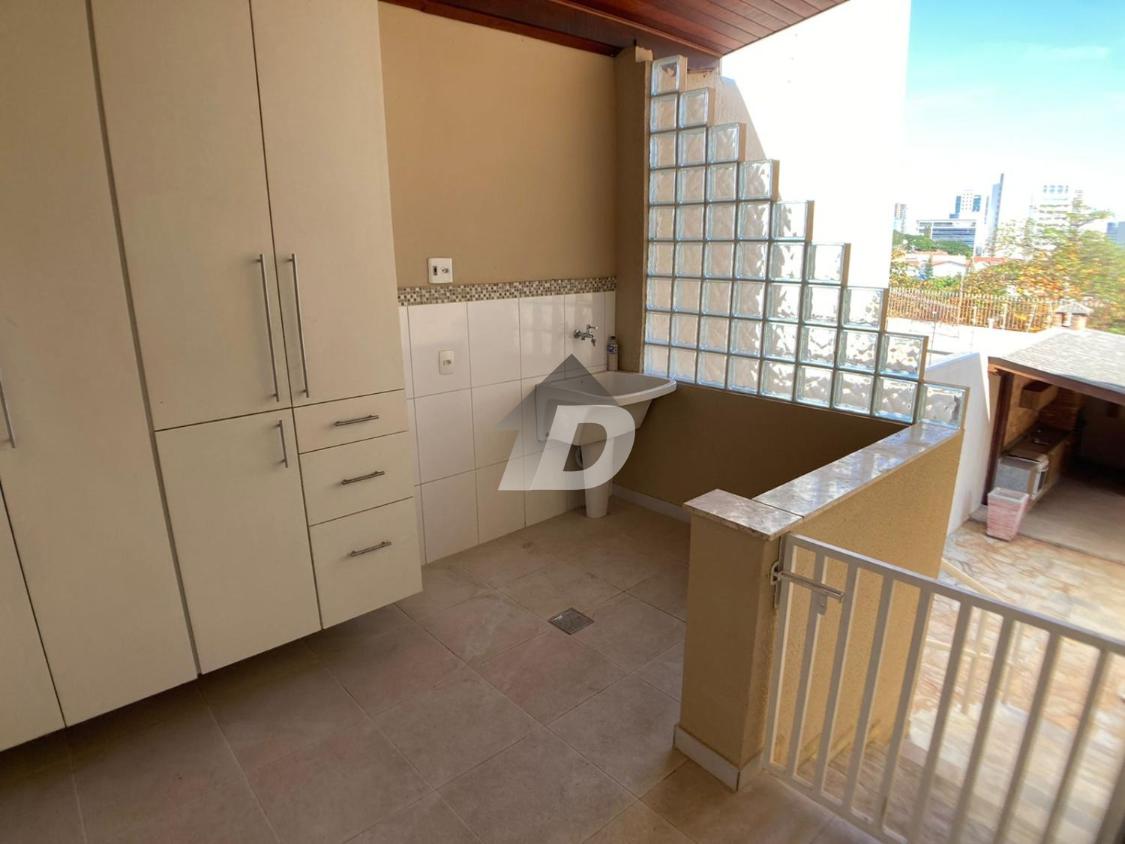 Casa à venda com 5 quartos, 217m² - Foto 29