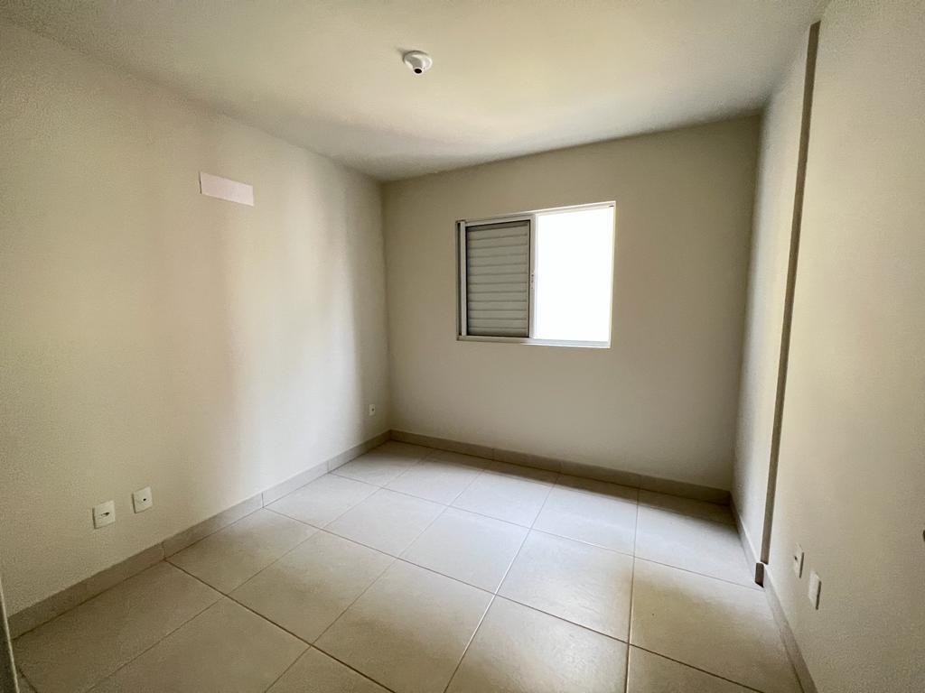 Apartamento à venda com 3 quartos, 64m² - Foto 4