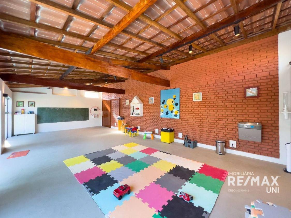 Casa de Condomínio à venda com 3 quartos, 268m² - Foto 18