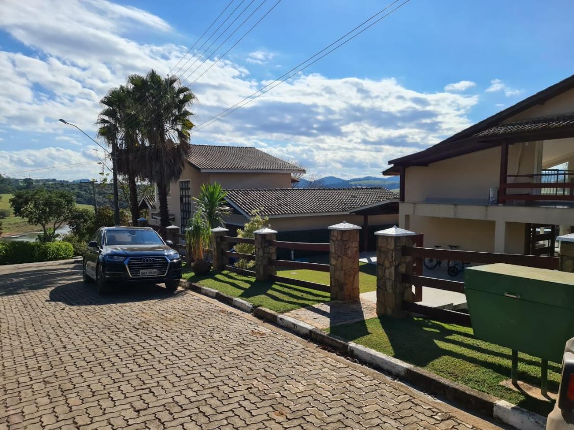 Casa de Condomínio à venda com 3 quartos, 1500m² - Foto 2