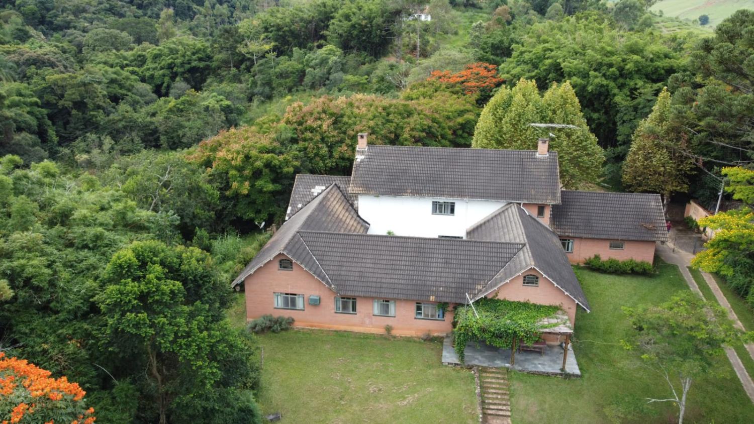 Fazenda à venda com 5 quartos, 20000m² - Foto 7