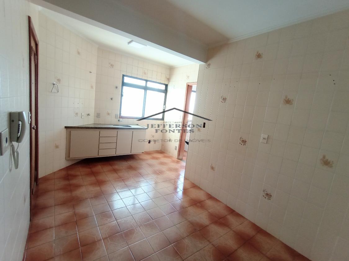 Apartamento à venda com 3 quartos, 115m² - Foto 3