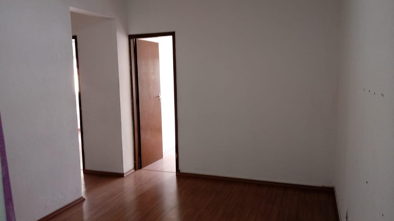 Apartamento à venda com 2 quartos, 60m² - Foto 3