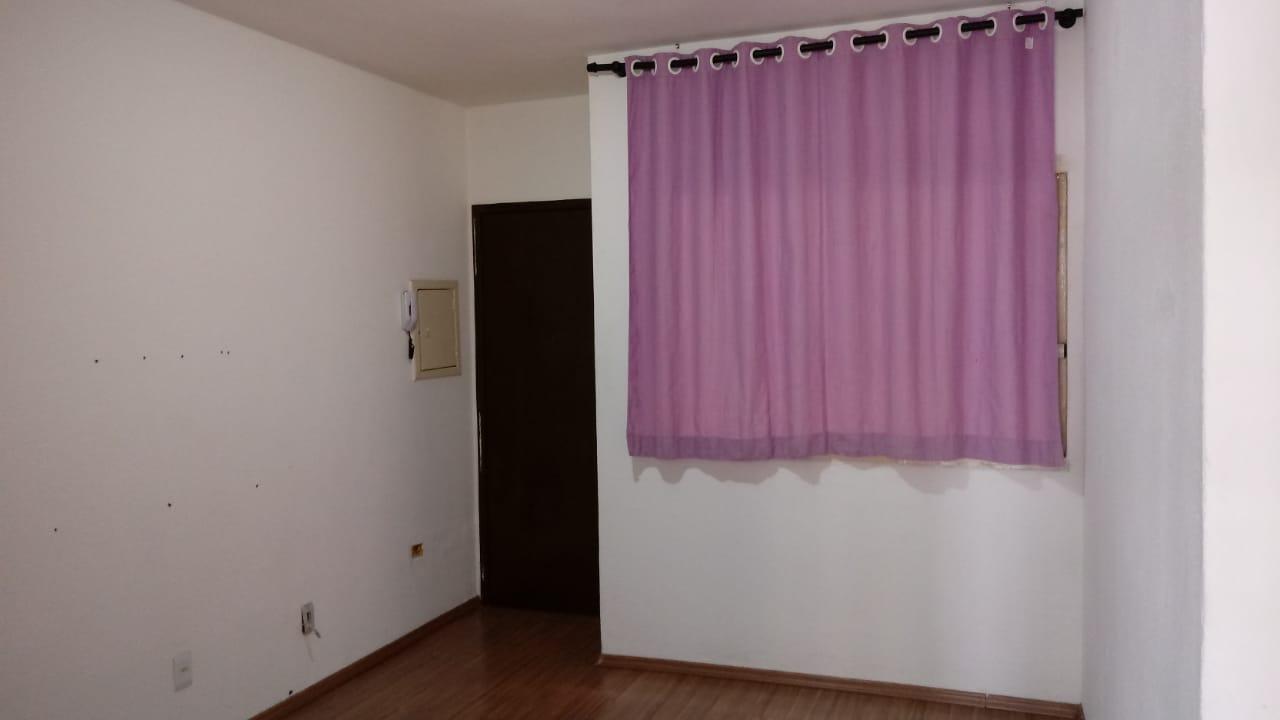 Apartamento à venda com 2 quartos, 60m² - Foto 1