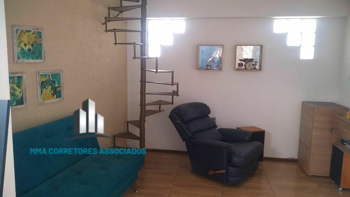 Casa à venda com 3 quartos, 200m² - Foto 4