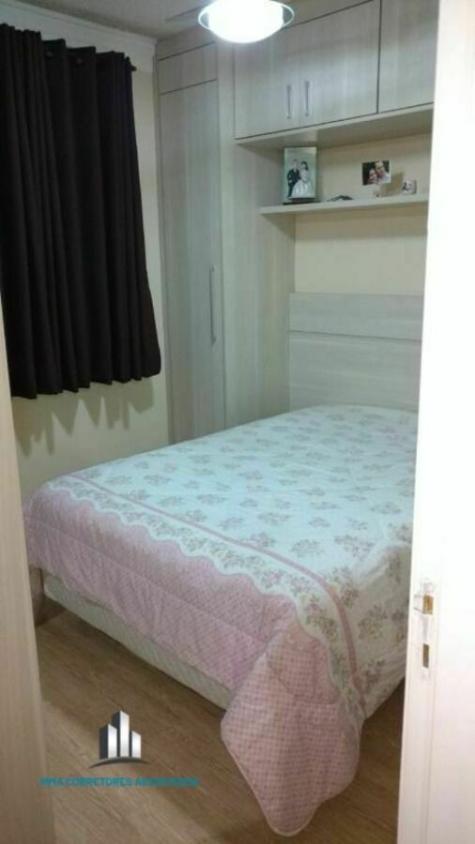 Apartamento à venda com 2 quartos, 42m² - Foto 3