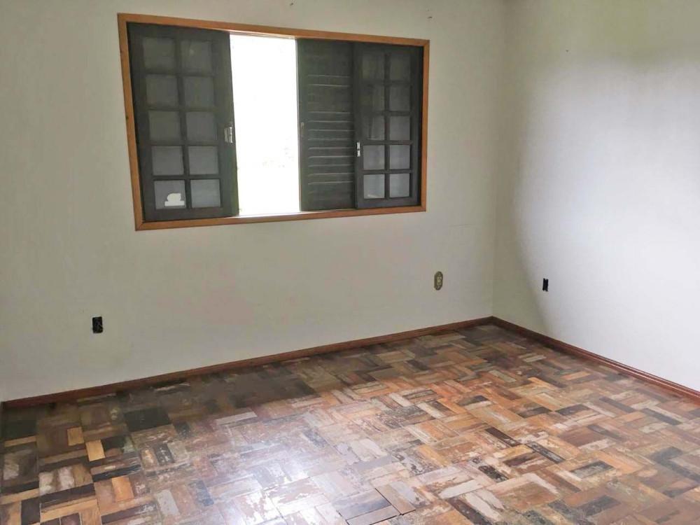 Casa à venda com 4 quartos, 200m² - Foto 9