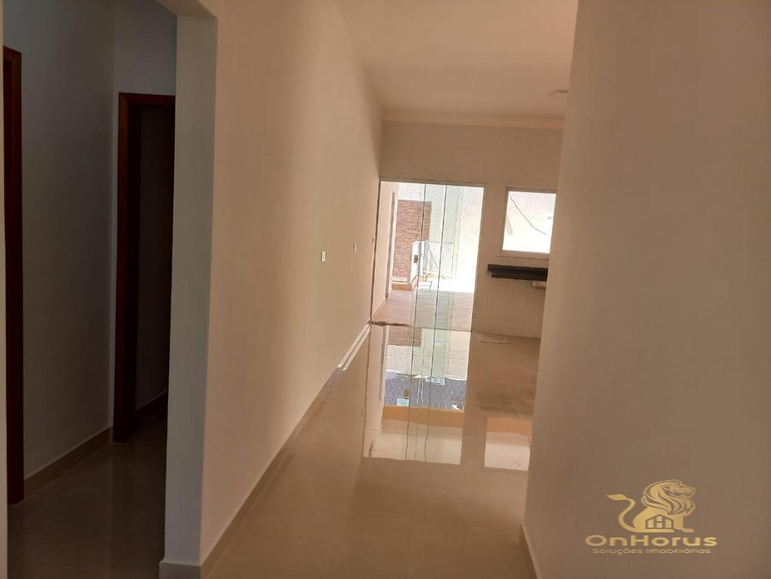 Casa de Condomínio à venda com 3 quartos, 220m² - Foto 3