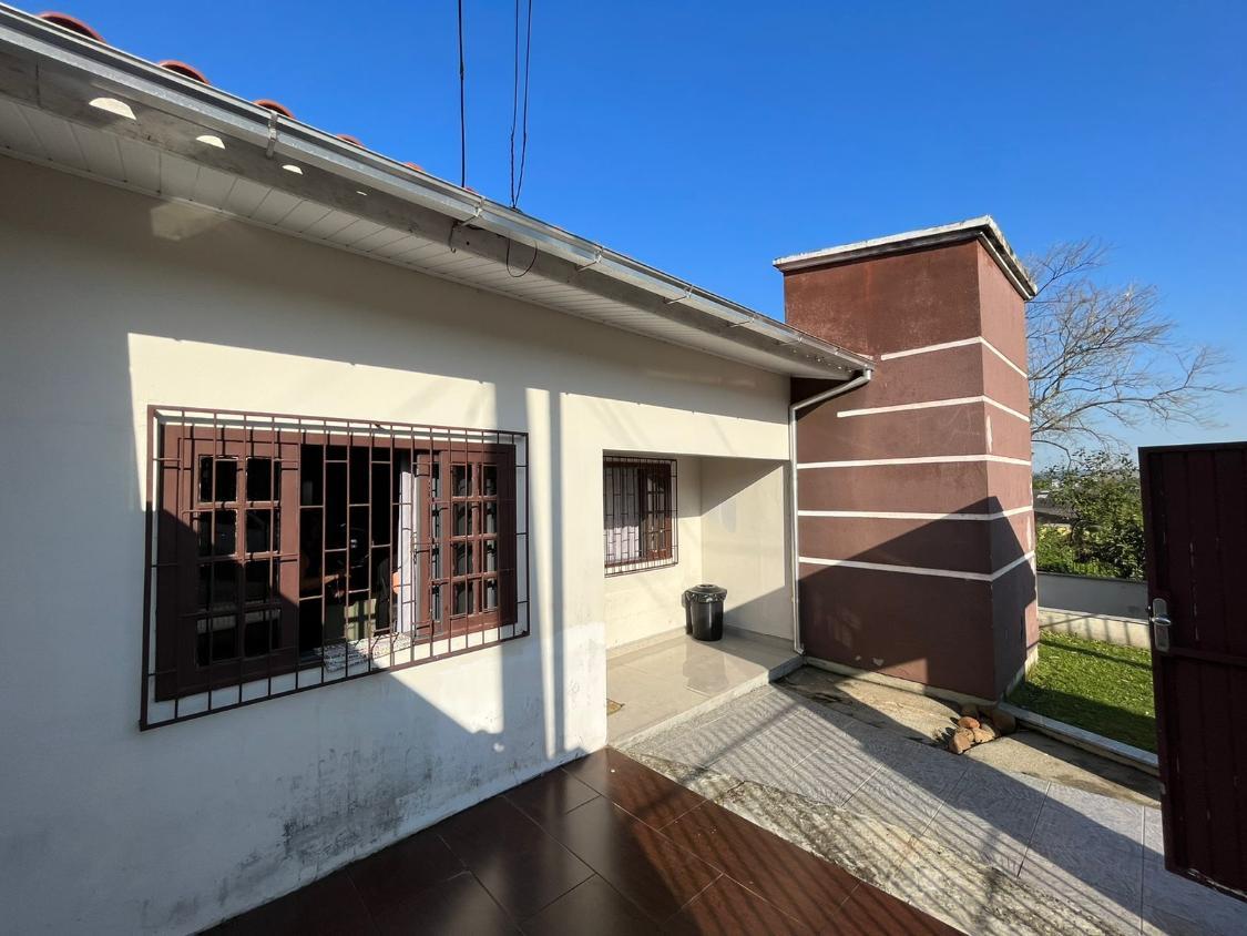 Casa à venda com 3 quartos, 172m² - Foto 2