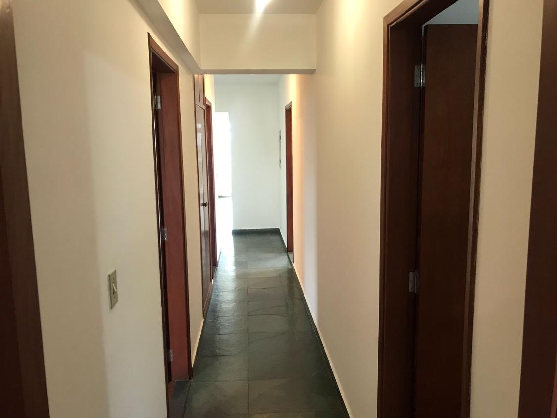 Apartamento à venda com 3 quartos, 125m² - Foto 12