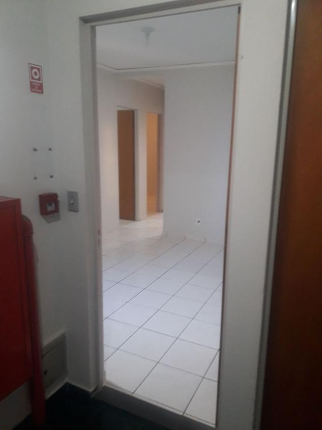 Apartamento à venda com 2 quartos, 49m² - Foto 3