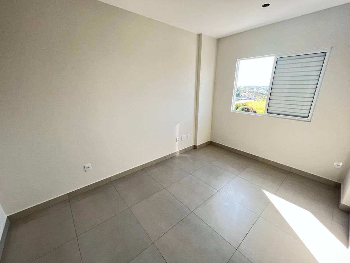 Apartamento à venda com 2 quartos, 70m² - Foto 5