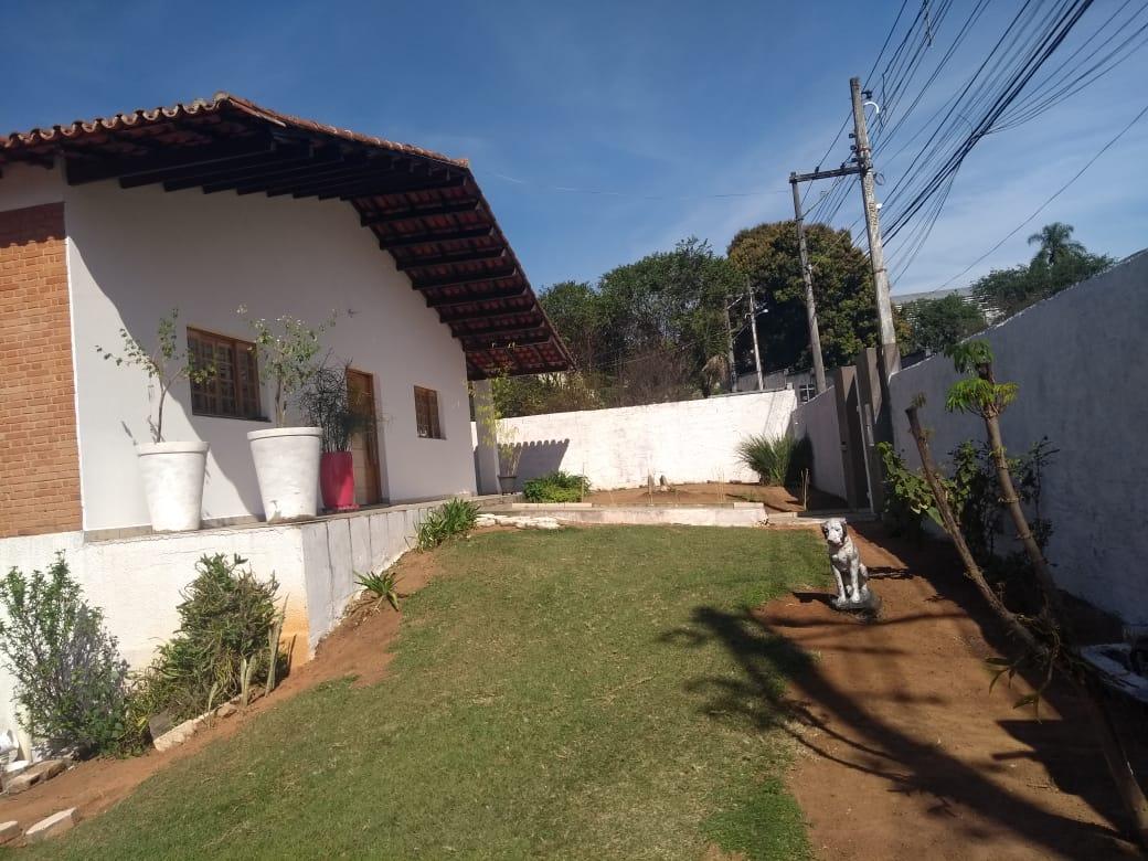 Casa à venda com 4 quartos, 250m² - Foto 9