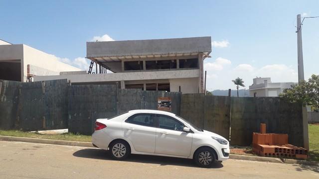 Casa de Condomínio à venda com 3 quartos, 170m² - Foto 1