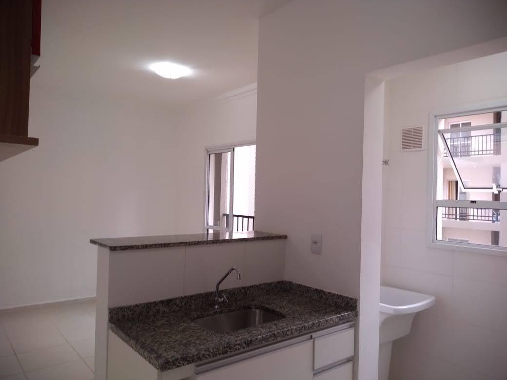 Apartamento à venda com 2 quartos, 60m² - Foto 7