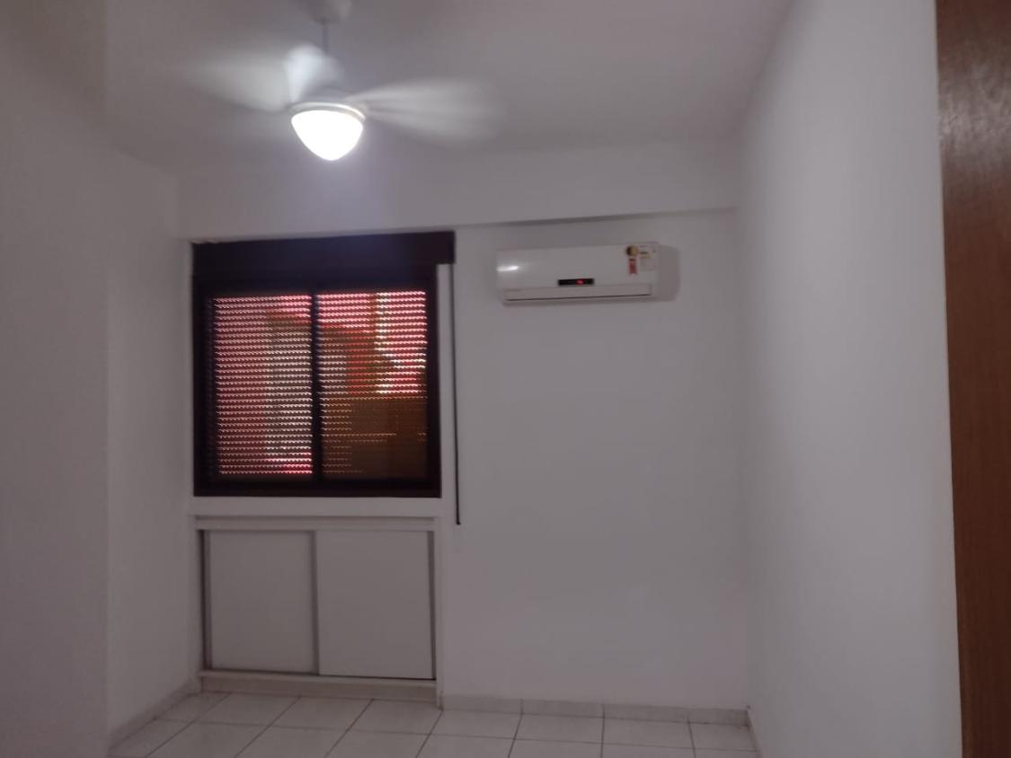 Apartamento à venda com 4 quartos, 181m² - Foto 14