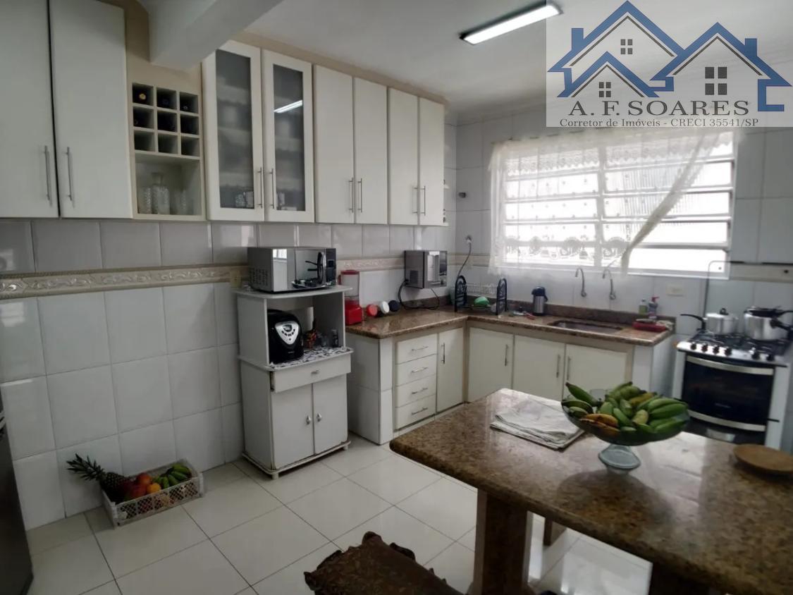 Sobrado à venda com 3 quartos, 230m² - Foto 12