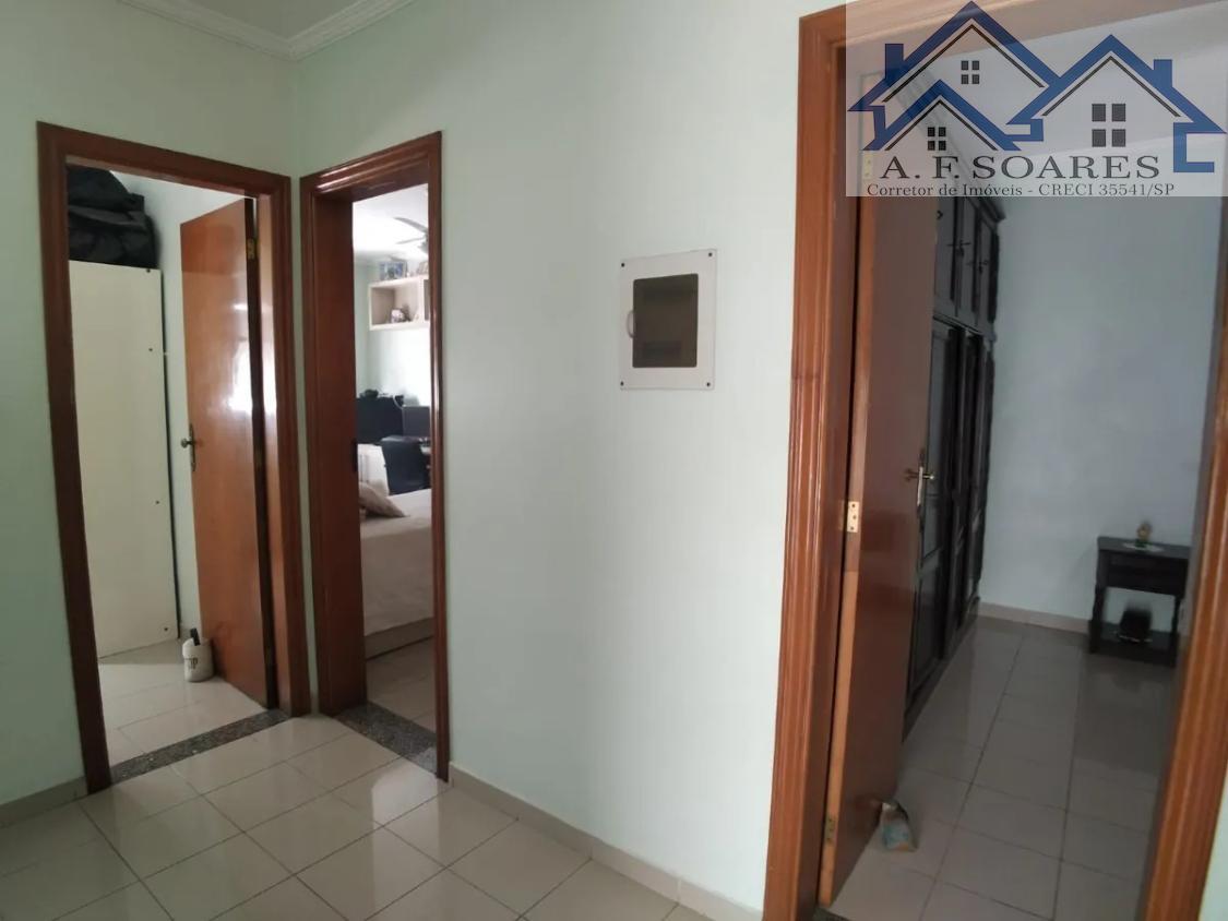 Sobrado à venda com 3 quartos, 230m² - Foto 5