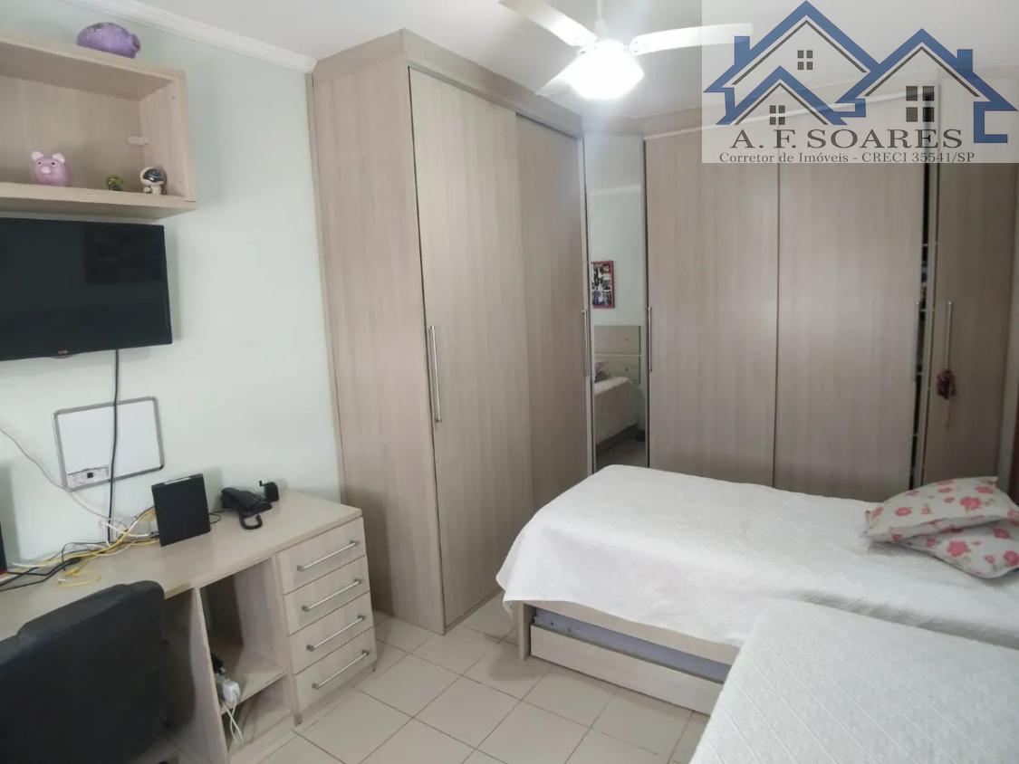 Sobrado à venda com 3 quartos, 230m² - Foto 9