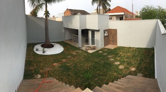 Casa à venda com 4 quartos, 220m² - Foto 10