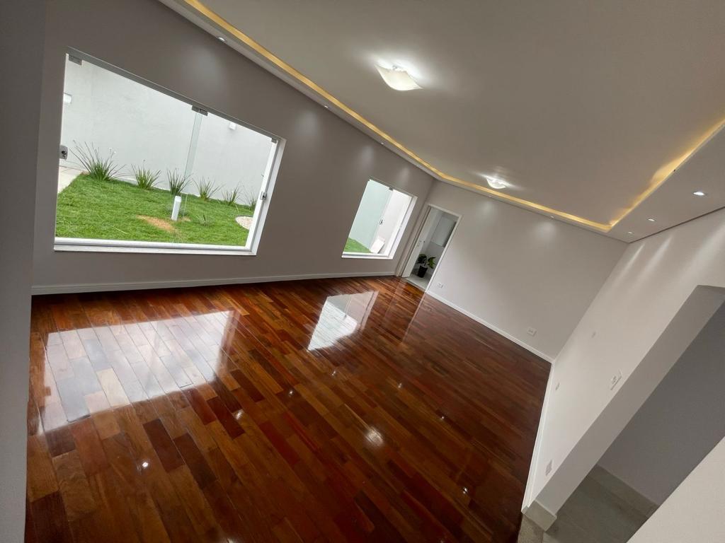 Casa à venda com 4 quartos, 220m² - Foto 19