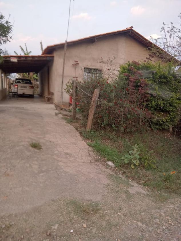 Fazenda à venda com 2 quartos, 1037m² - Foto 1