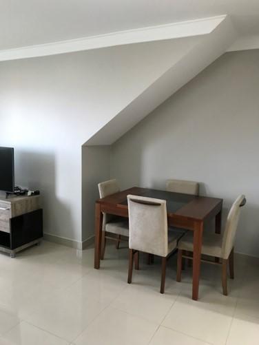 Apartamento à venda com 2 quartos, 65m² - Foto 2