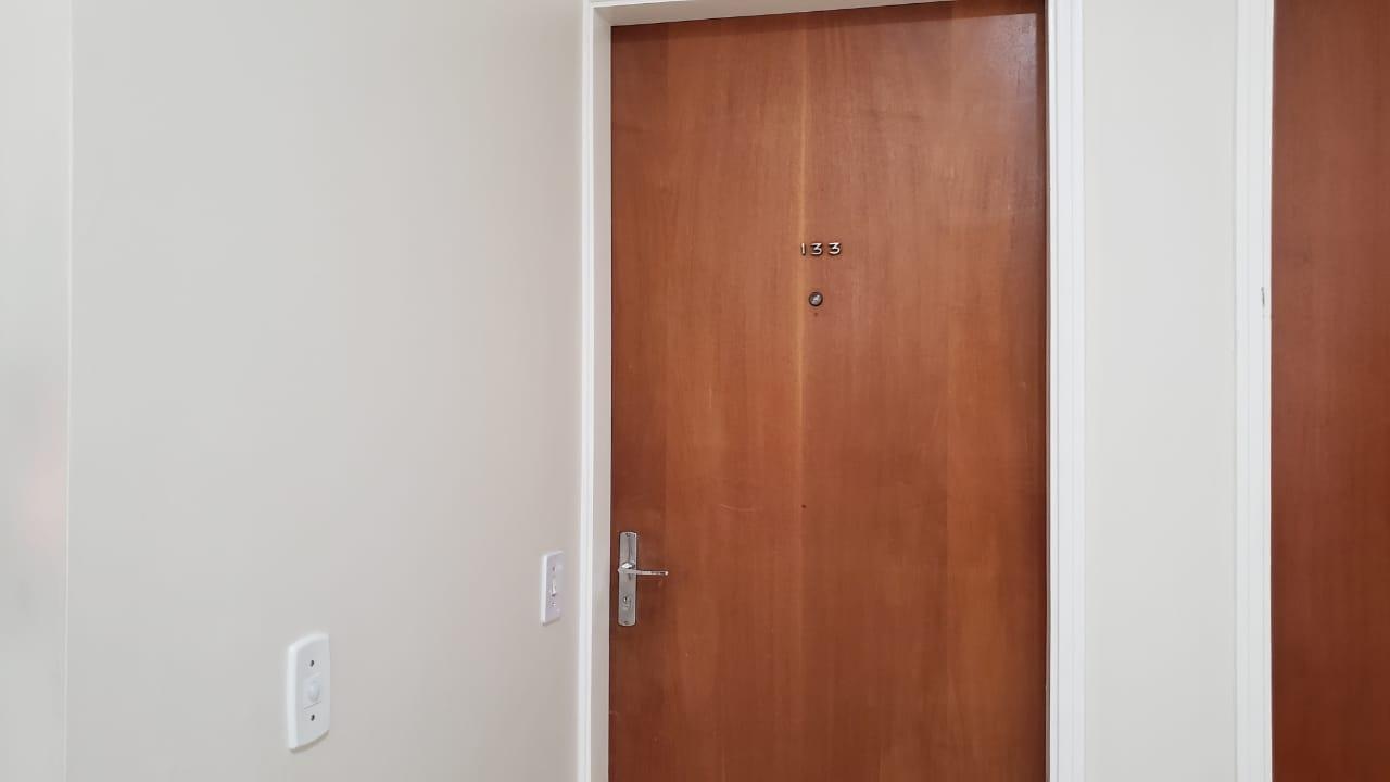 Apartamento à venda com 2 quartos, 68m² - Foto 1