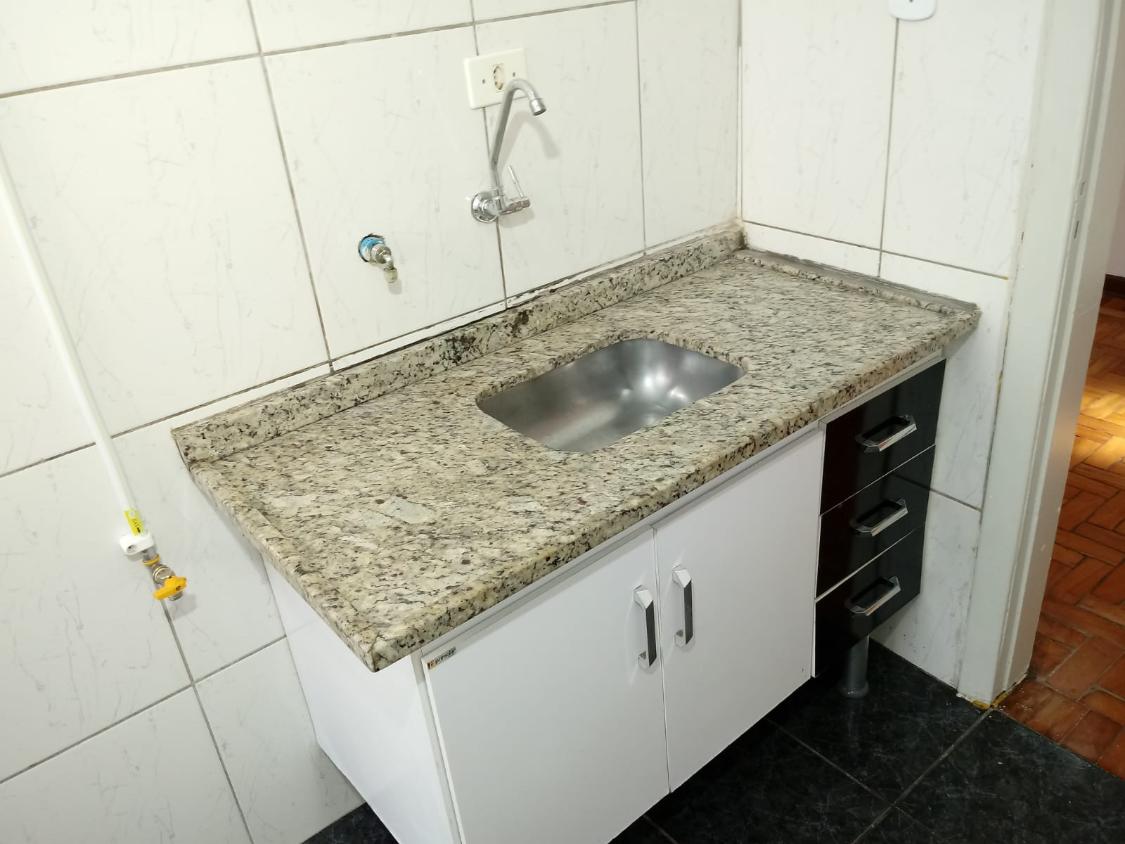 Apartamento à venda com 2 quartos, 70m² - Foto 18