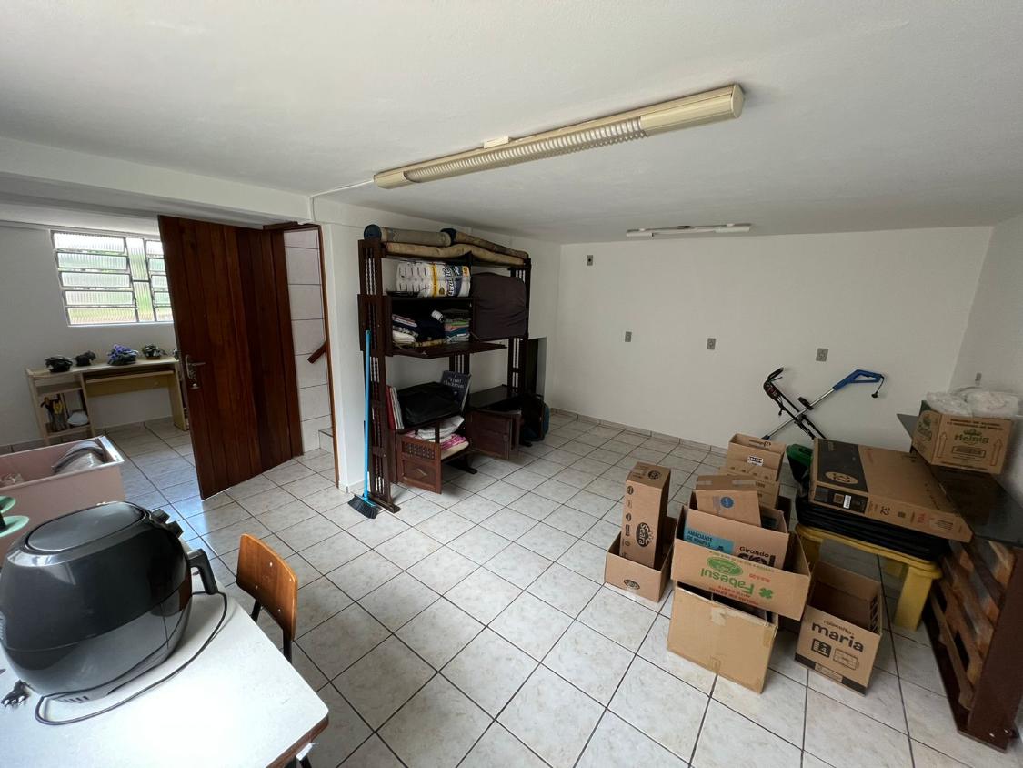 Casa à venda com 3 quartos, 80m² - Foto 12