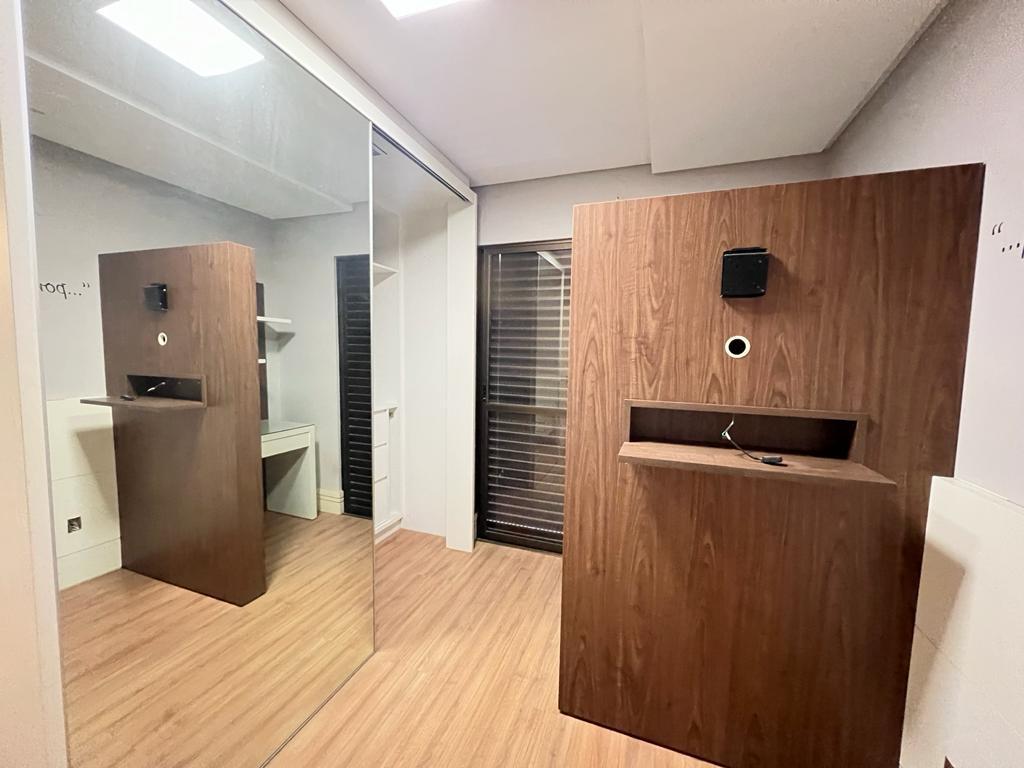 Apartamento à venda com 3 quartos, 242m² - Foto 22