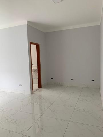 Casa à venda com 3 quartos, 118m² - Foto 2