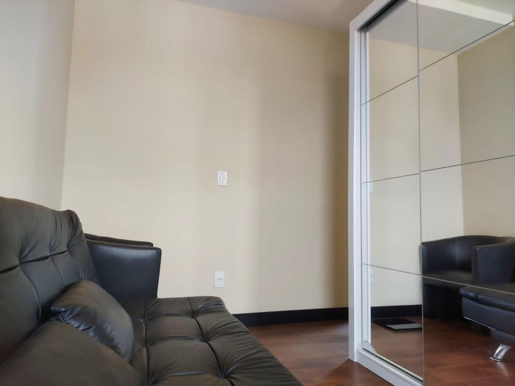 Apartamento à venda com 3 quartos, 80m² - Foto 4