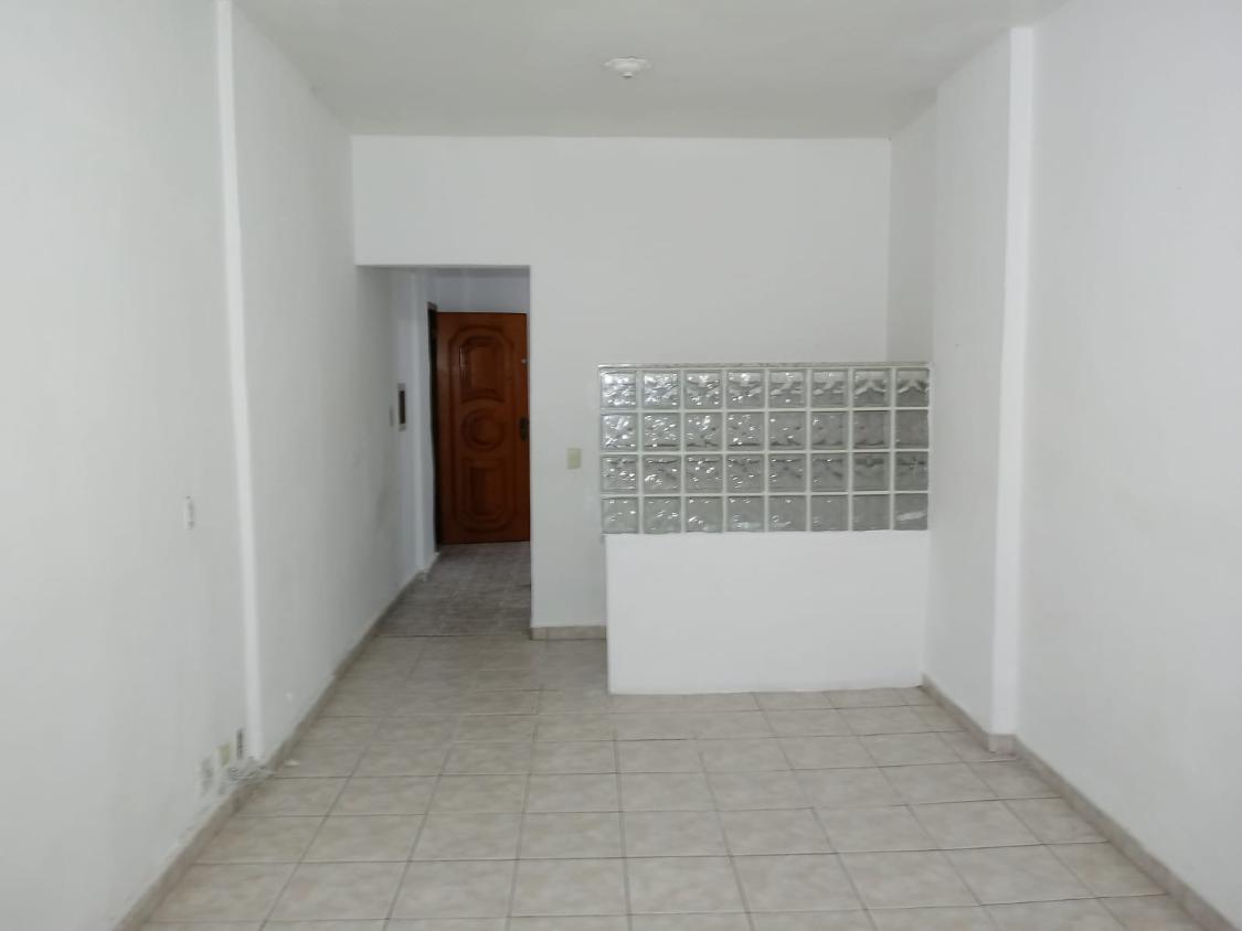 Apartamento para alugar com 1 quarto, 50m² - Foto 3