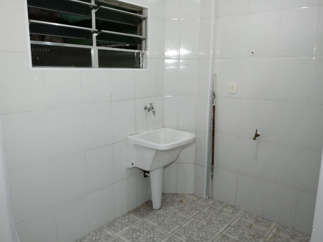 Apartamento para alugar com 1 quarto, 50m² - Foto 24