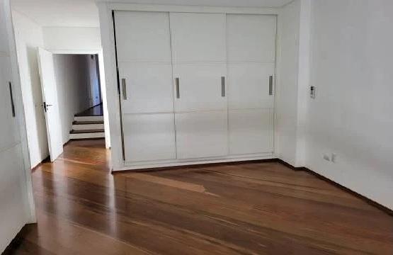 Casa de Condomínio para alugar com 3 quartos, 240m² - Foto 9