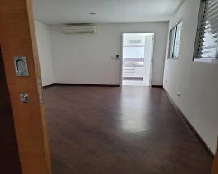 Casa de Condomínio para alugar com 3 quartos, 240m² - Foto 11