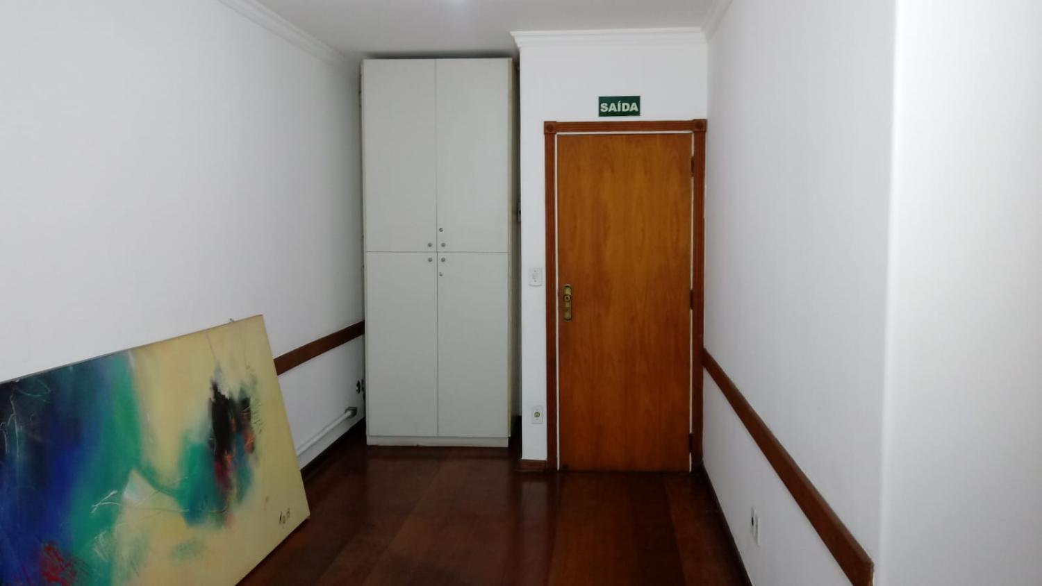 Apartamento para alugar com 2 quartos, 90m² - Foto 4