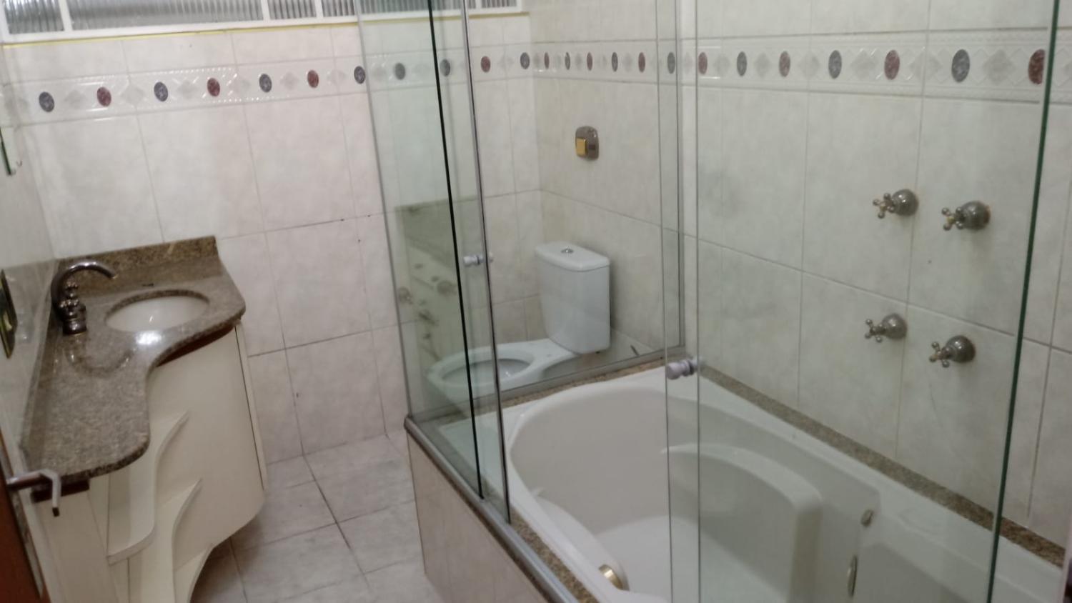 Apartamento para alugar com 2 quartos, 90m² - Foto 11