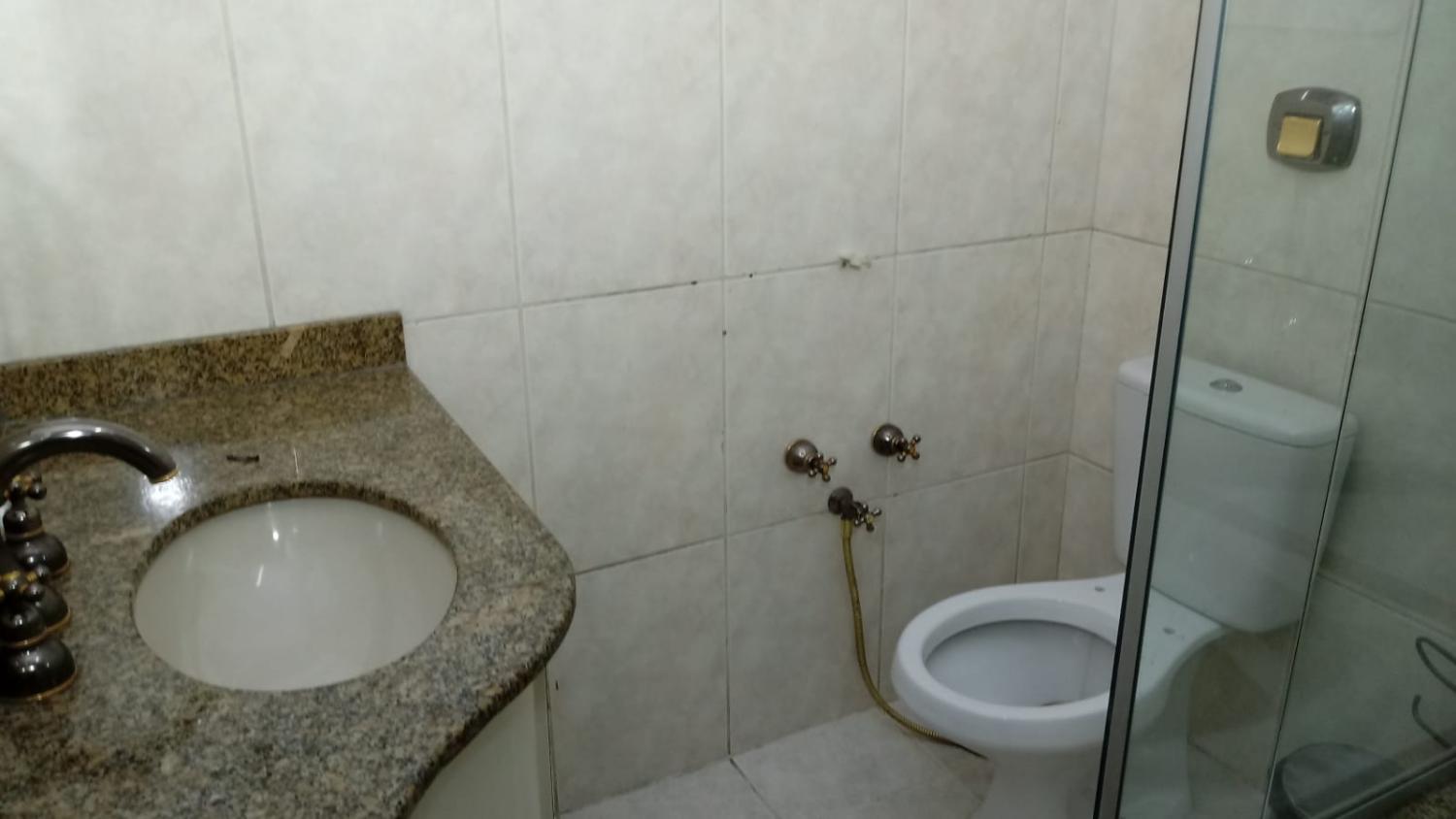 Apartamento para alugar com 2 quartos, 90m² - Foto 12