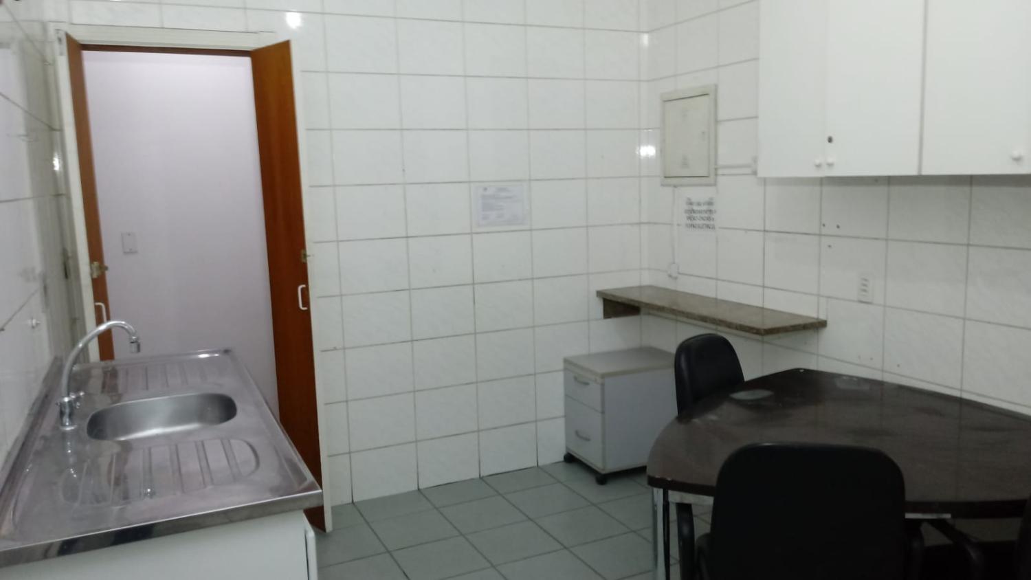 Apartamento para alugar com 2 quartos, 90m² - Foto 21