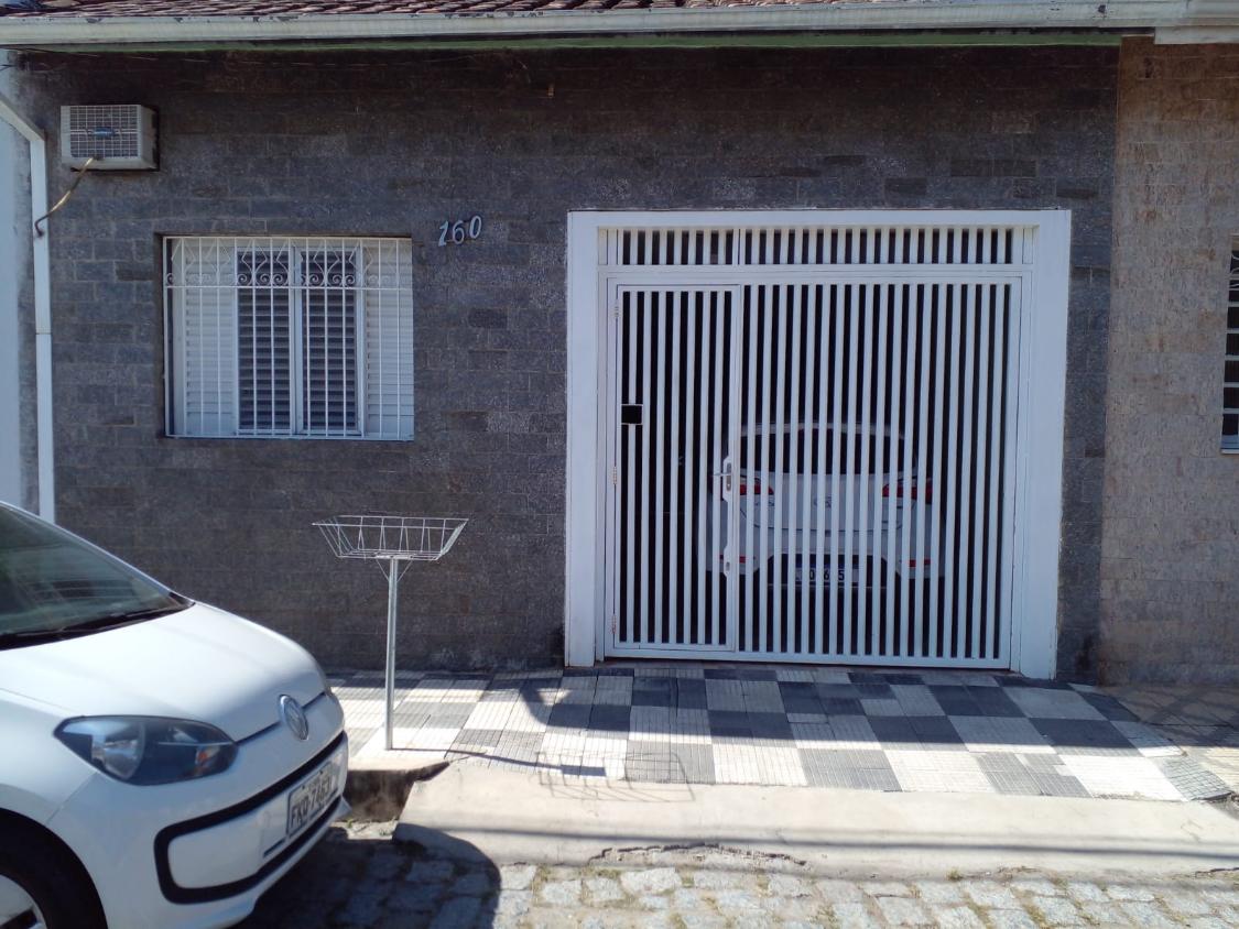 Casa à venda com 3 quartos, 80m² - Foto 2