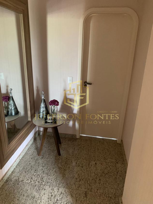 Apartamento à venda com 3 quartos, 195m² - Foto 7